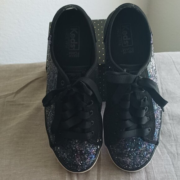 Sequined Tennis Shoes - Picture 1 of 8